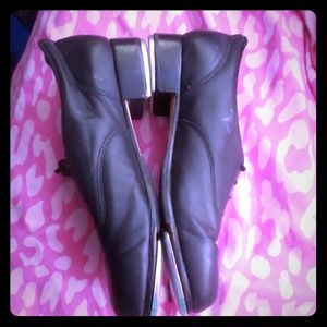 Size7 Bloch tap dance shoes